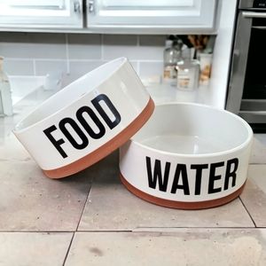 🆕️ Winifred & Lily Pet Ceramic Bowls - NWT
